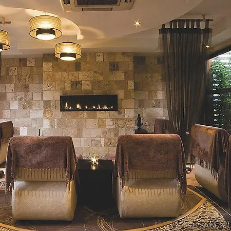 Hotel Radisson Blu And Spa,