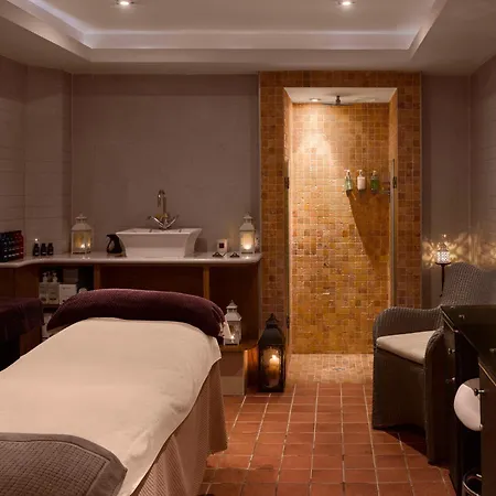 Hotel Radisson Blu And Spa,