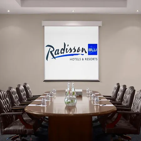 Radisson Blu And Spa, 4* Limerick